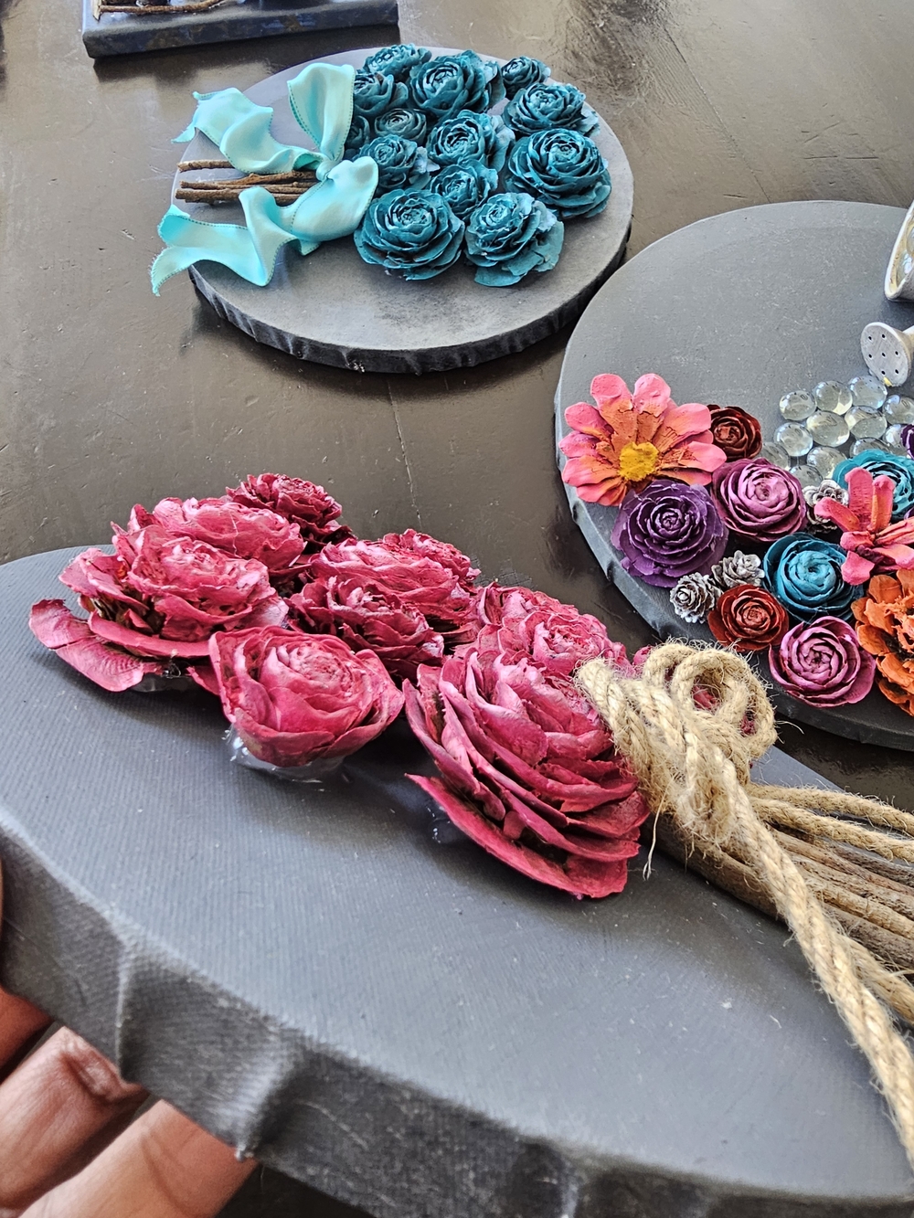 Pinecone Art - Rosy Hues - Picture 7 of 8